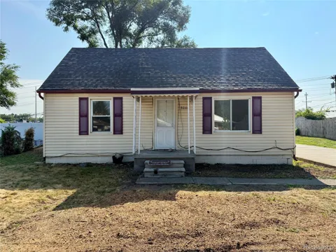 8044 FREMONT STREET
