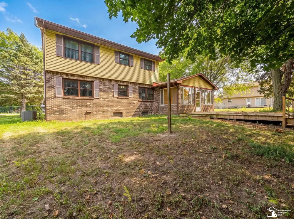 1902 S Raisinville Road Raisinville Township, MI 48161