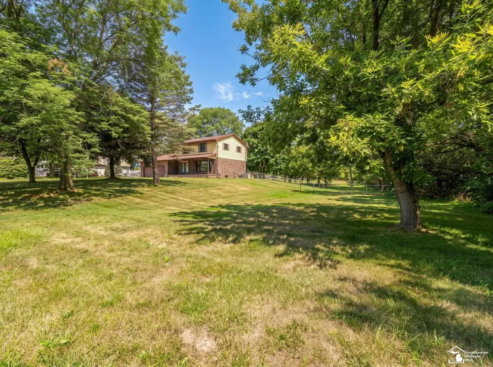 1902 S Raisinville Road Raisinville Township, MI 48161