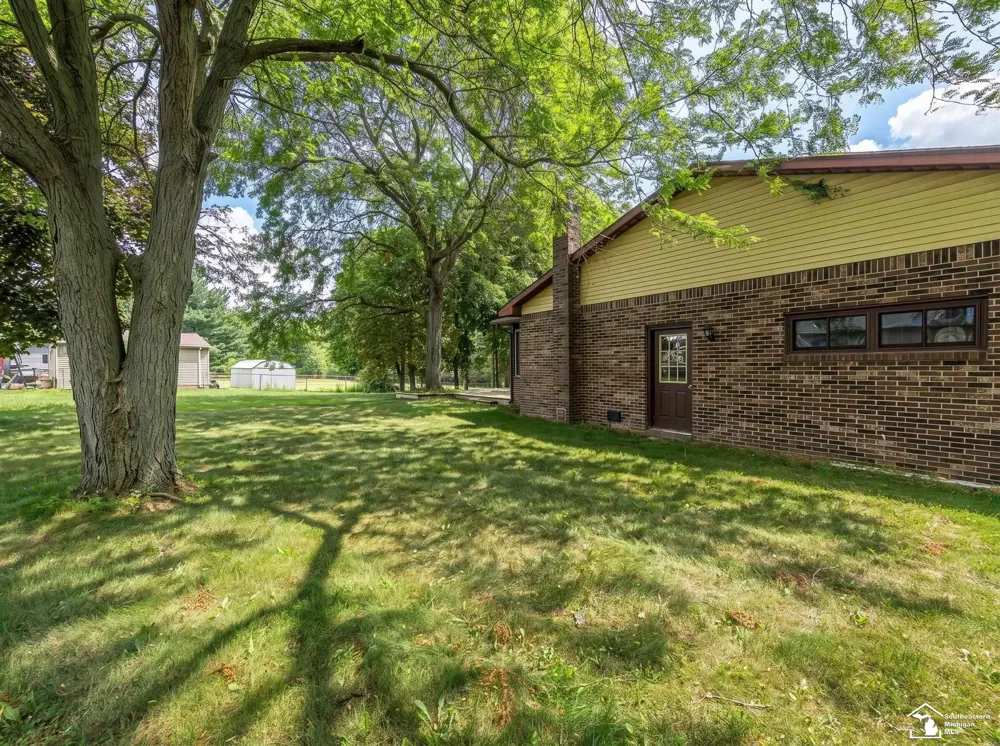 1902 S Raisinville Road Raisinville Township, MI 48161