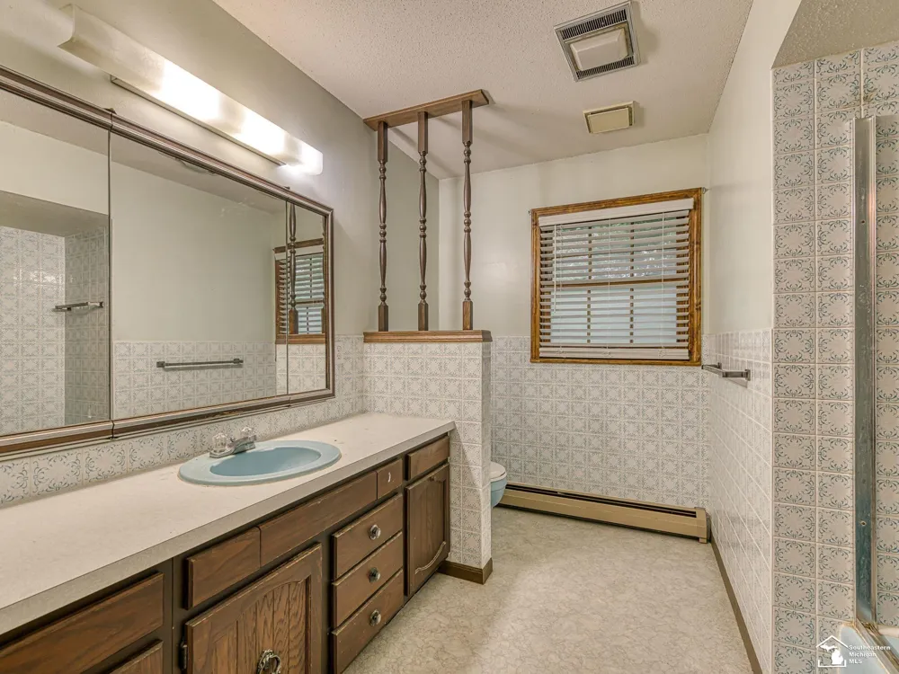 1902 S Raisinville Road Raisinville Township, MI 48161