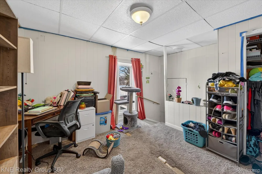 121 Livingston Street Howell City, MI 48843