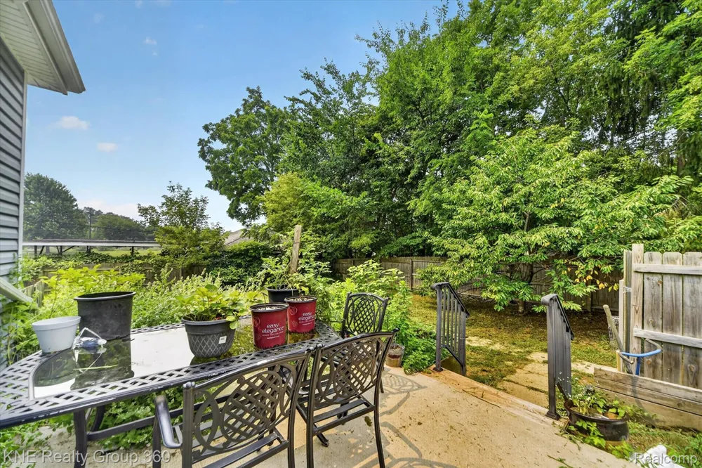 121 Livingston Street Howell City, MI 48843
