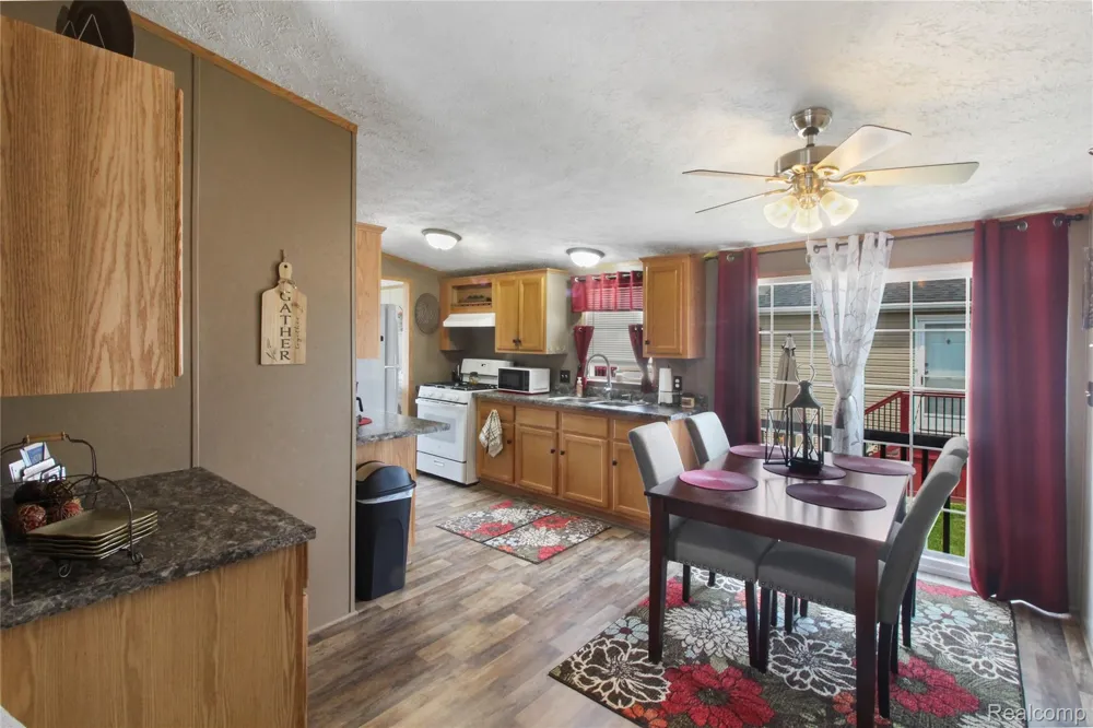 13482 Pear Street Ash Township, MI 48117