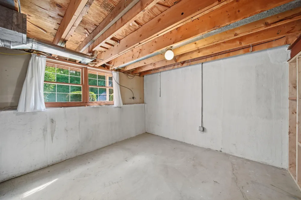 2760 Walden Woods Boulevard Blackman Charter Township, MI 49201