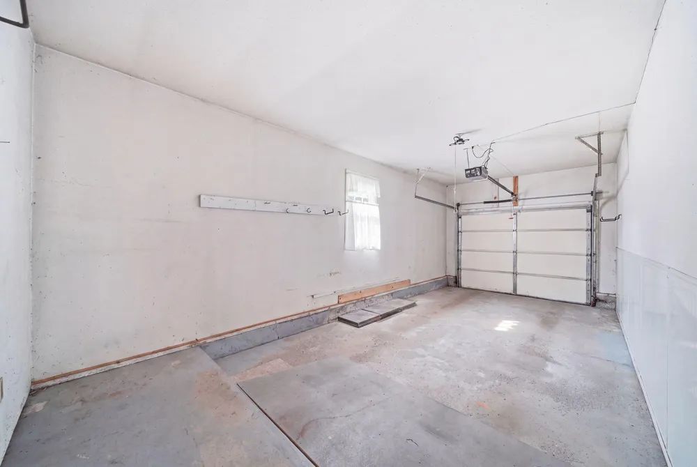 2760 Walden Woods Boulevard Blackman Charter Township, MI 49201