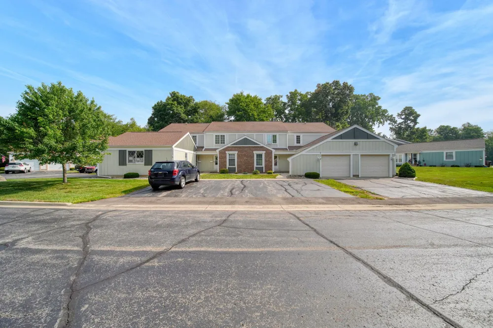 2760 Walden Woods Boulevard Blackman Charter Township, MI 49201