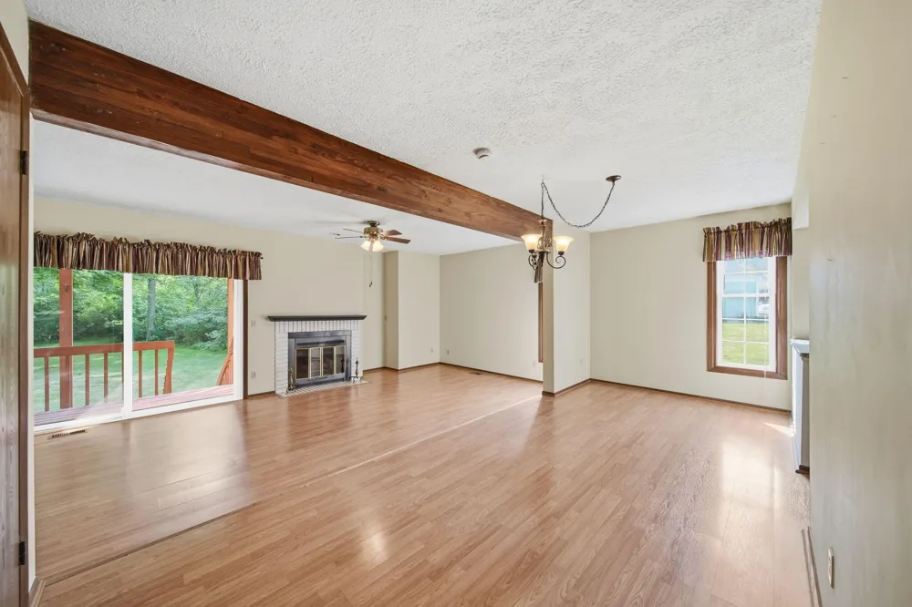 2760 Walden Woods Boulevard Blackman Charter Township, MI 49201