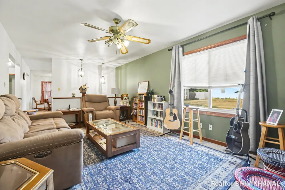102 Sluyter Street SE Kentwood City, MI 49548