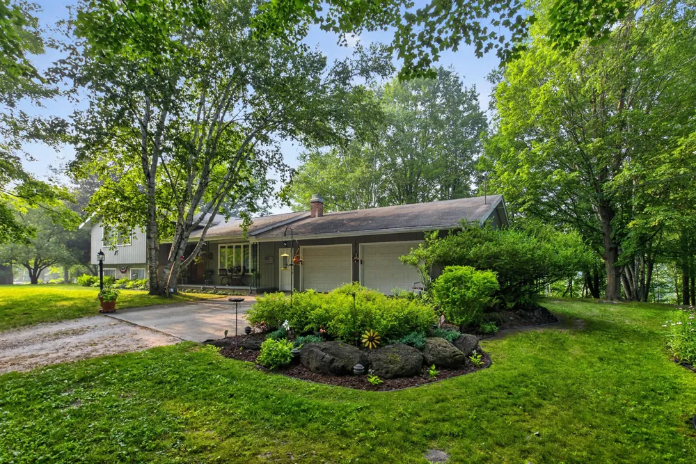 20210 Maple Drive Richmond Township, MI 49677