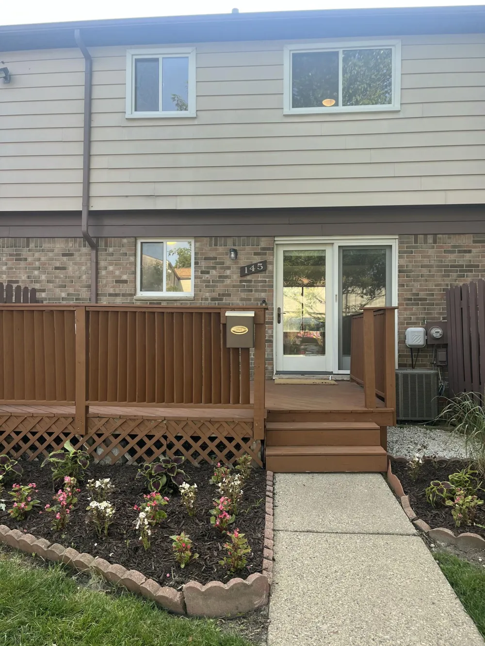 145 Sheffield Drive Saline City, MI 48176