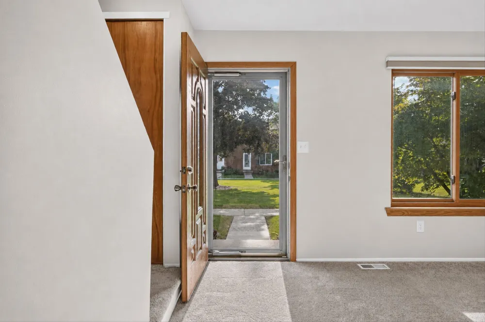 145 Sheffield Drive Saline City, MI 48176