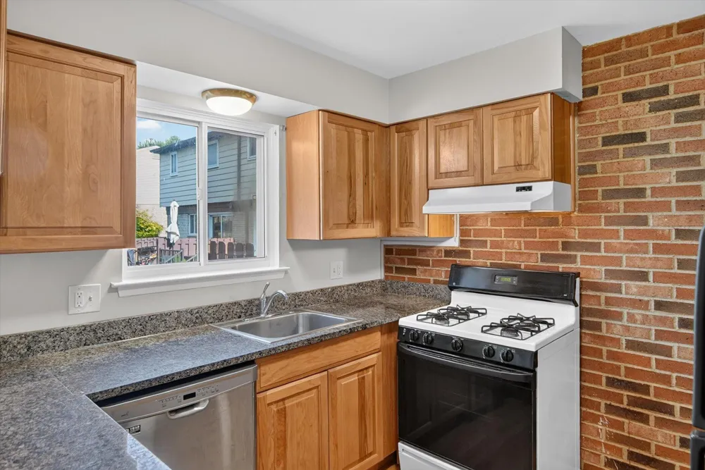 145 Sheffield Drive Saline City, MI 48176