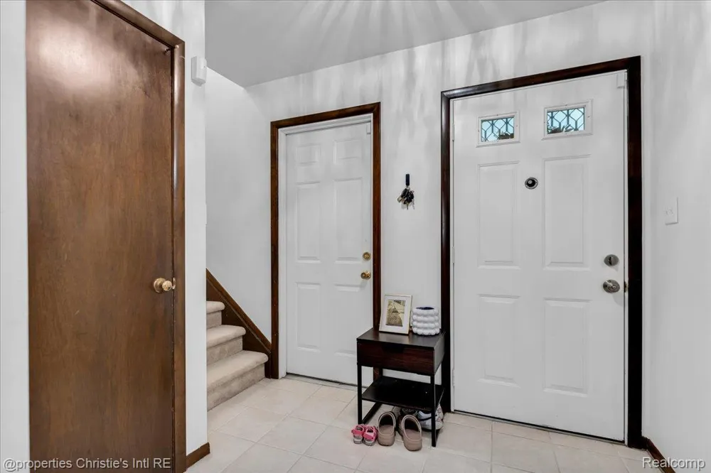 2063 Hyde Park Detroit City, MI 48207