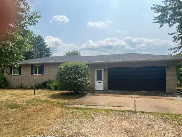 10089 Coldwater Road Flushing Charter Township, MI 48433