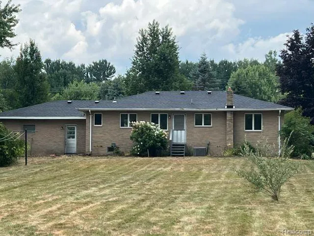 10089 Coldwater Road Flushing Charter Township, MI 48433