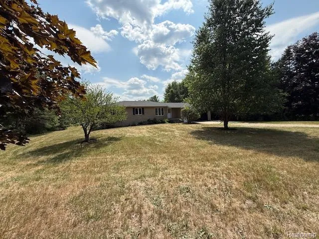 10089 Coldwater Road Flushing Charter Township, MI 48433
