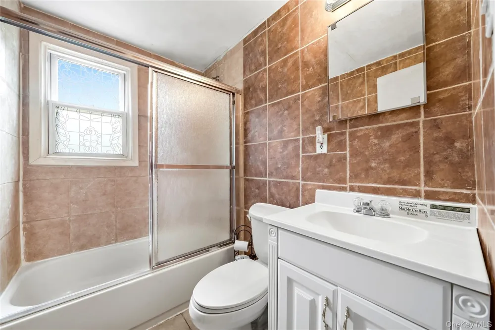 11 Mell Drive North Babylon, NY 11703
