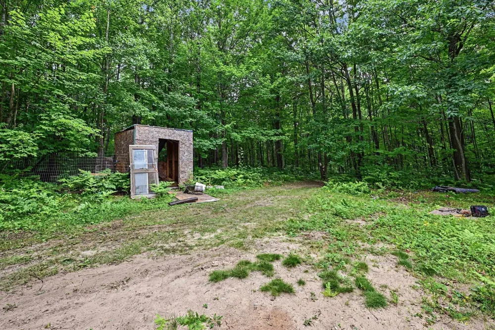 7378 E 28 3/4 ROAD Haring Charter Township, MI 49601