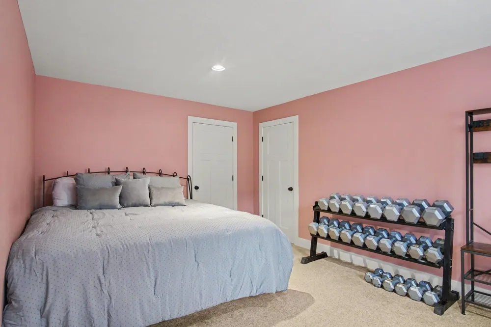 6892 Petersen Valley Drive NE Plainfield Charter Township, MI 49341
