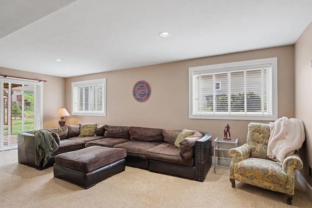 6892 Petersen Valley Drive NE Plainfield Charter Township, MI 49341