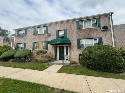 988 Fenwood Drive #1