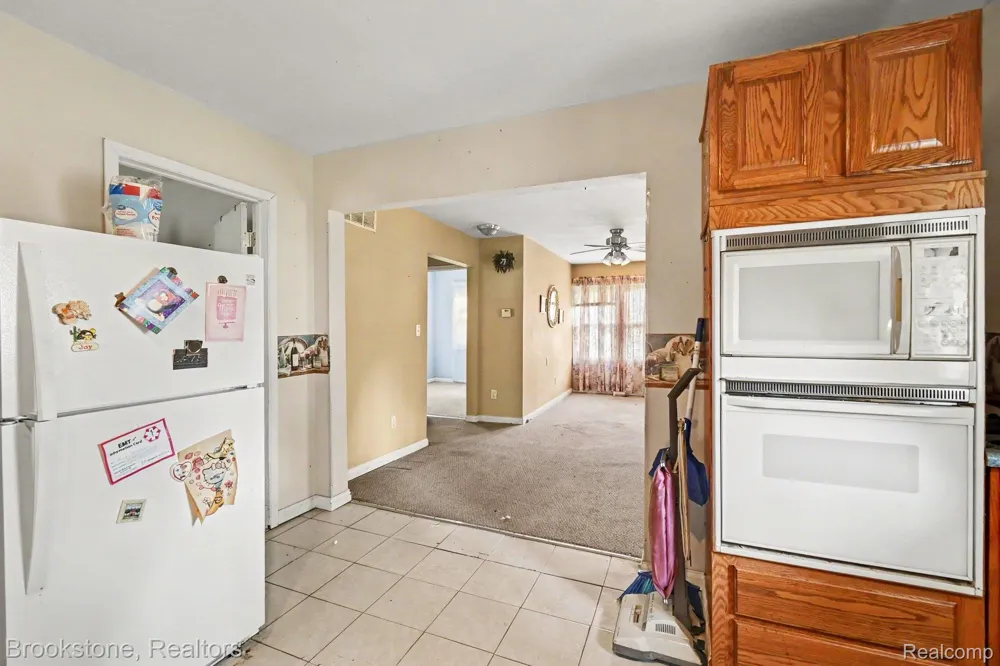 808 Emmett Avenue Summit Township, MI 49203