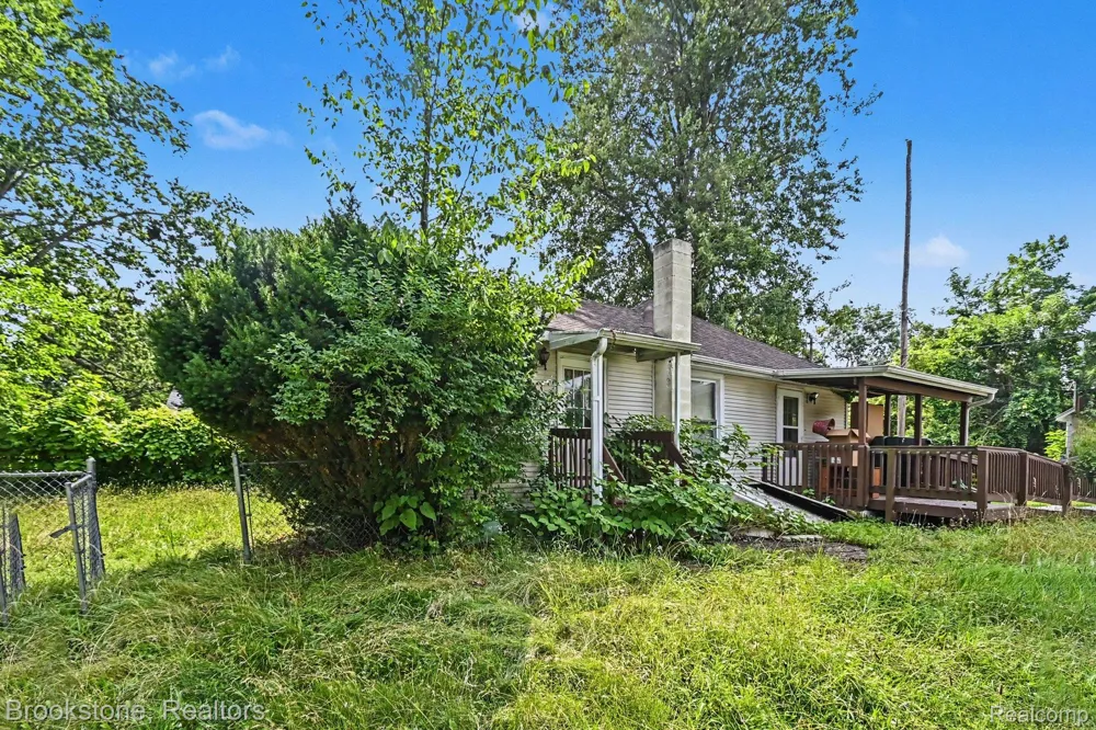 808 Emmett Avenue Summit Township, MI 49203