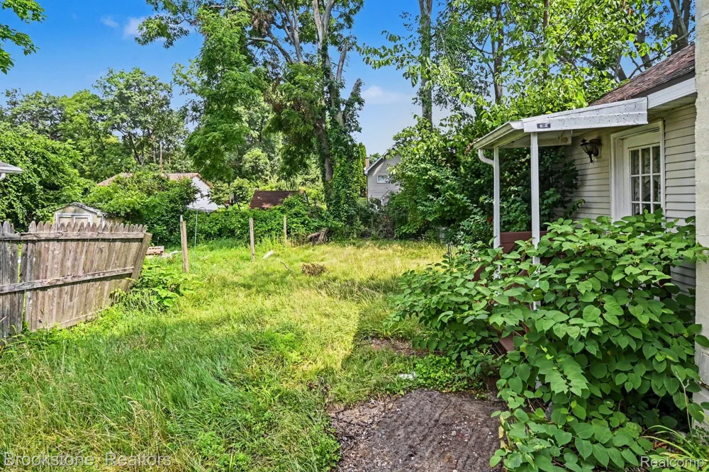808 Emmett Avenue Summit Township, MI 49203