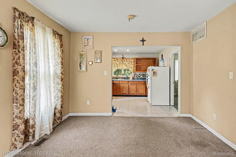 808 Emmett Avenue Summit Township, MI 49203