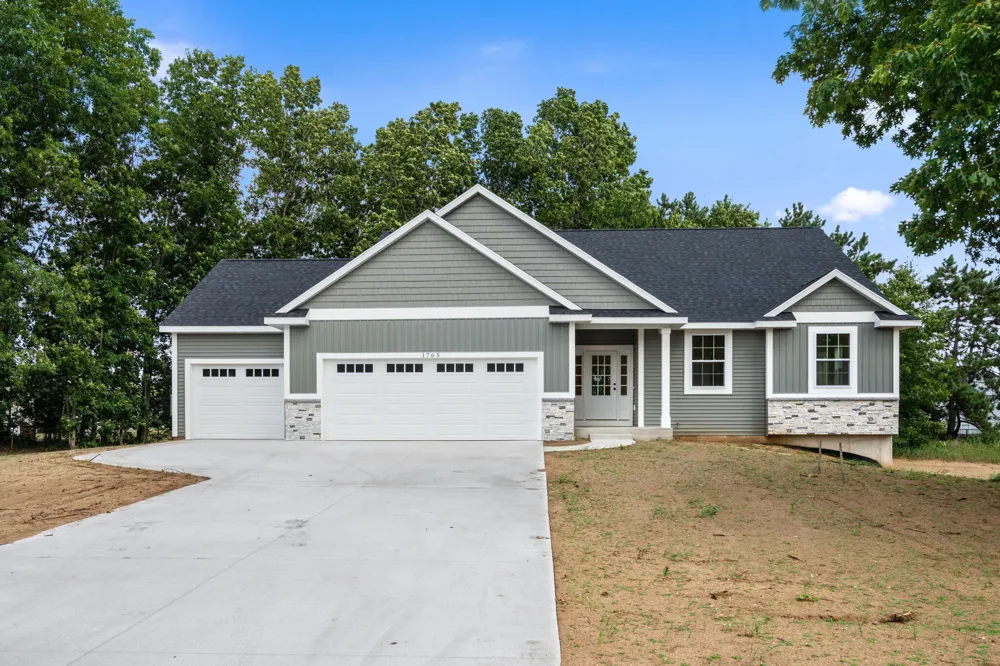 1765 Fairview Drive Allegan Township, MI 49010