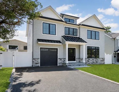 11 Forest Lane