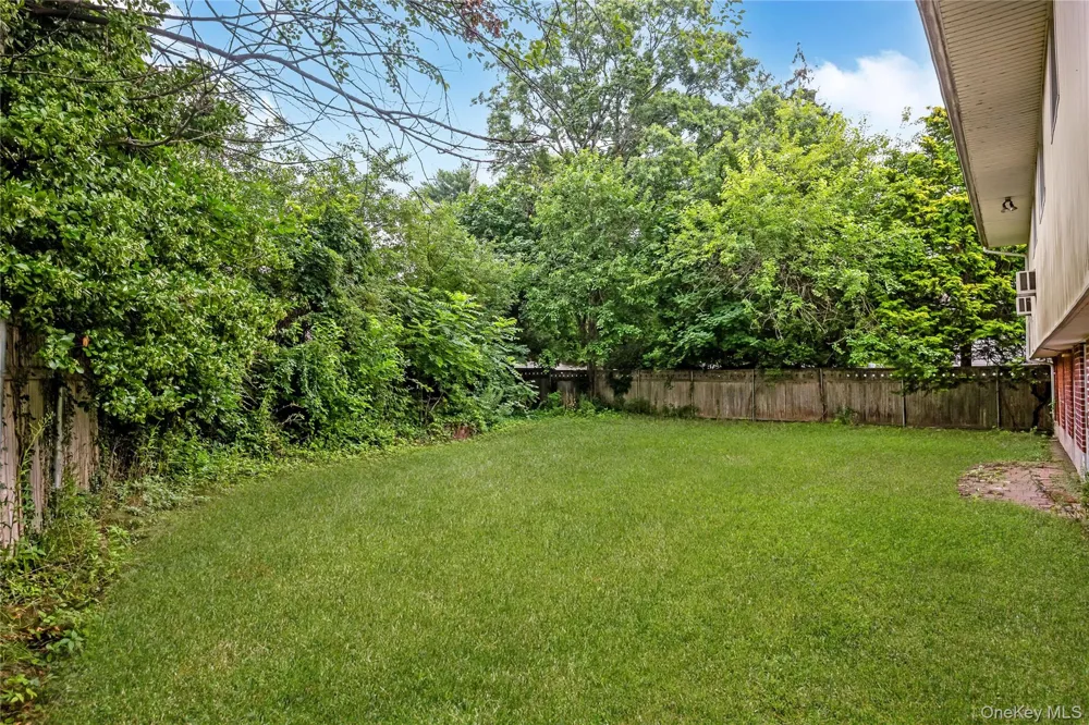 6 Village Drive Jericho, NY 11753