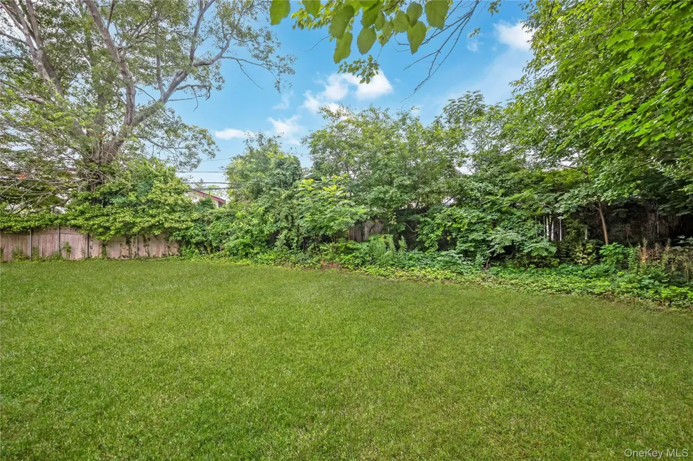 6 Village Drive Jericho, NY 11753