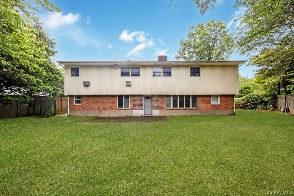 6 Village Drive Jericho, NY 11753