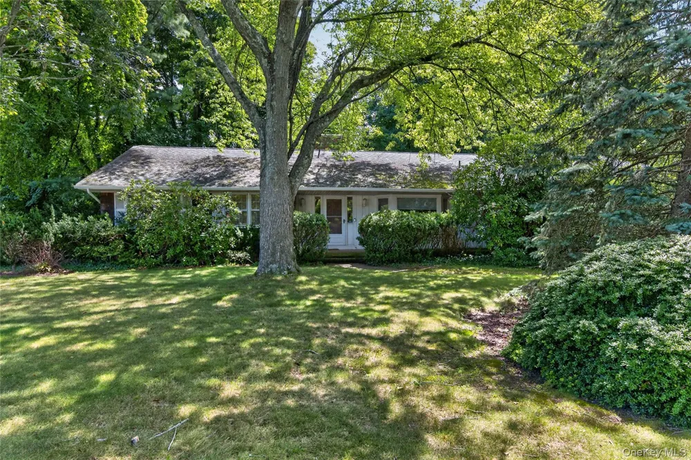 22 S Lot Road Smithtown, NY 11787