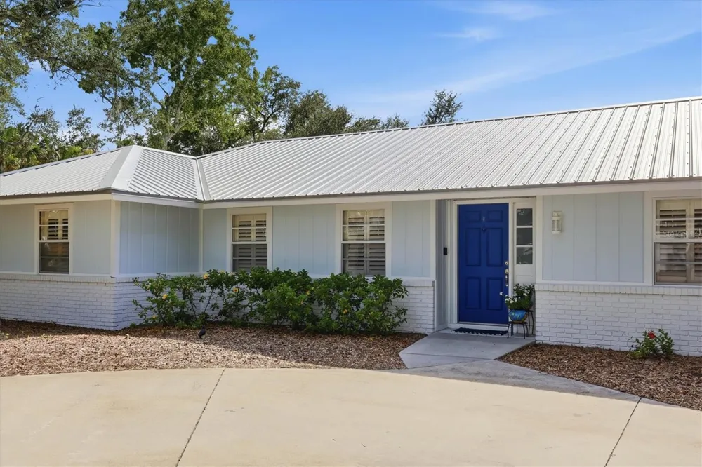 5505 BENEVA WOODS CIRCLE Sarasota, FL 34233