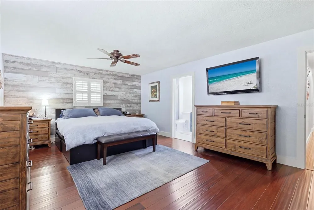 5505 BENEVA WOODS CIRCLE Sarasota, FL 34233