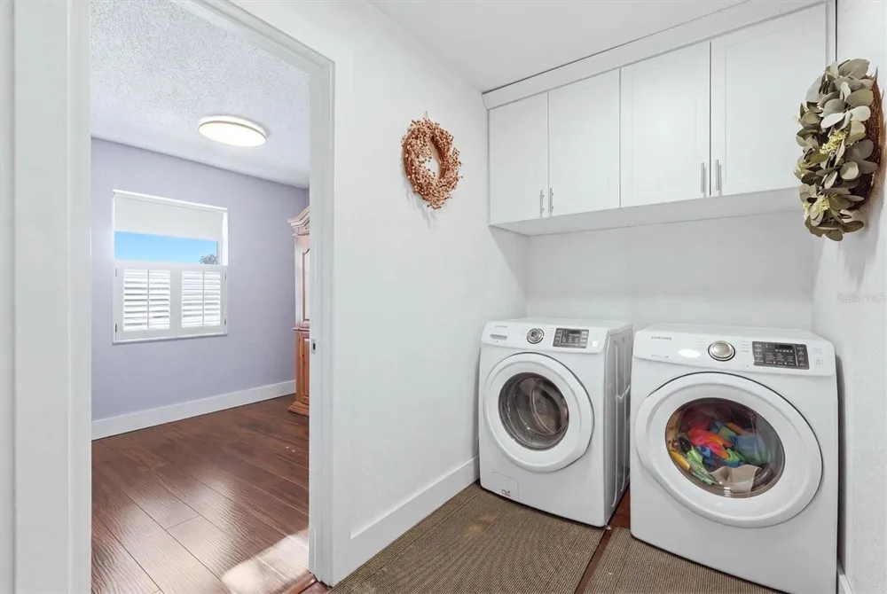 5505 BENEVA WOODS CIRCLE Sarasota, FL 34233
