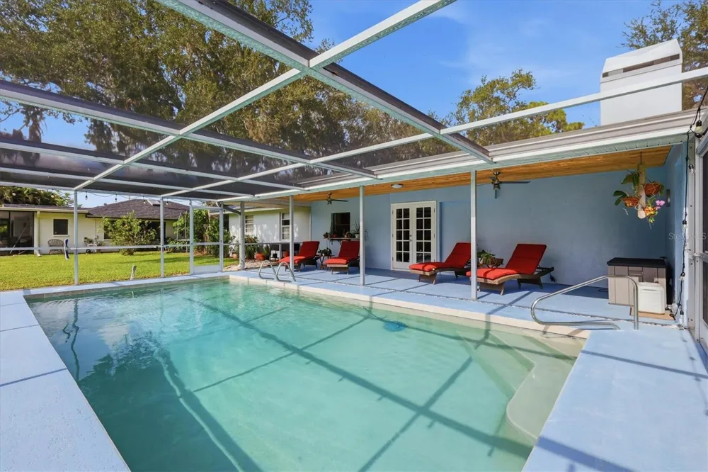 5505 BENEVA WOODS CIRCLE Sarasota, FL 34233