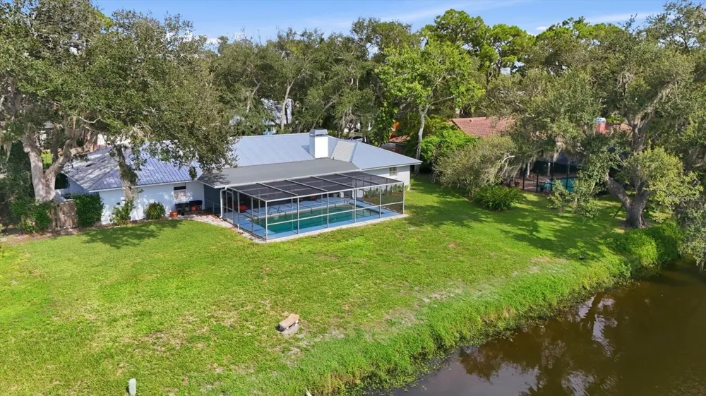 5505 BENEVA WOODS CIRCLE Sarasota, FL 34233