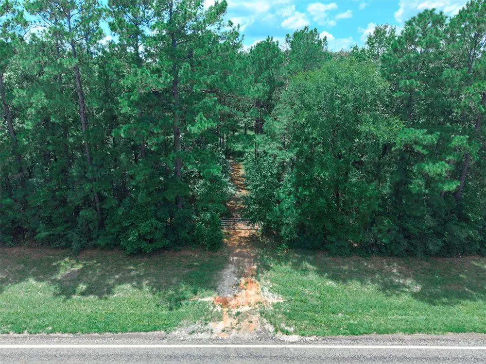 8327 Fm 980 N Huntsville, TX 77320