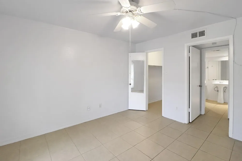 5929 Queensloch Drive #234 Houston, TX 77096