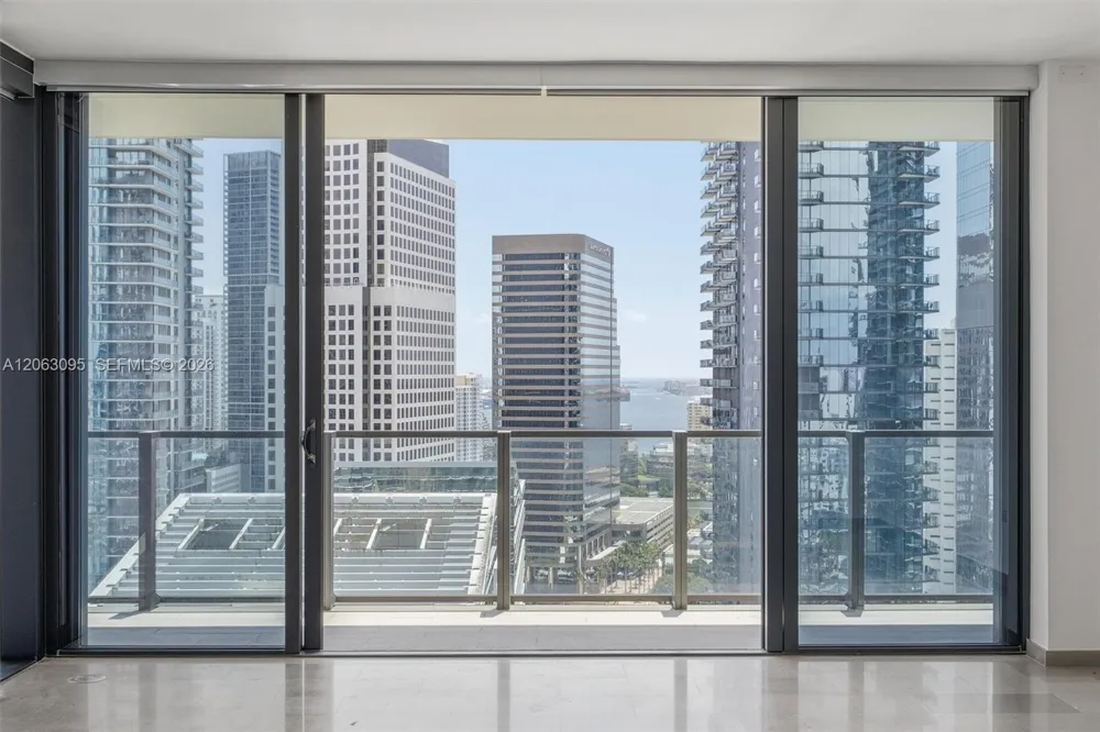 88 SW 7th St #2307 Miami, FL 33130