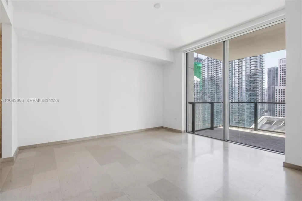 88 SW 7th St #2307 Miami, FL 33130