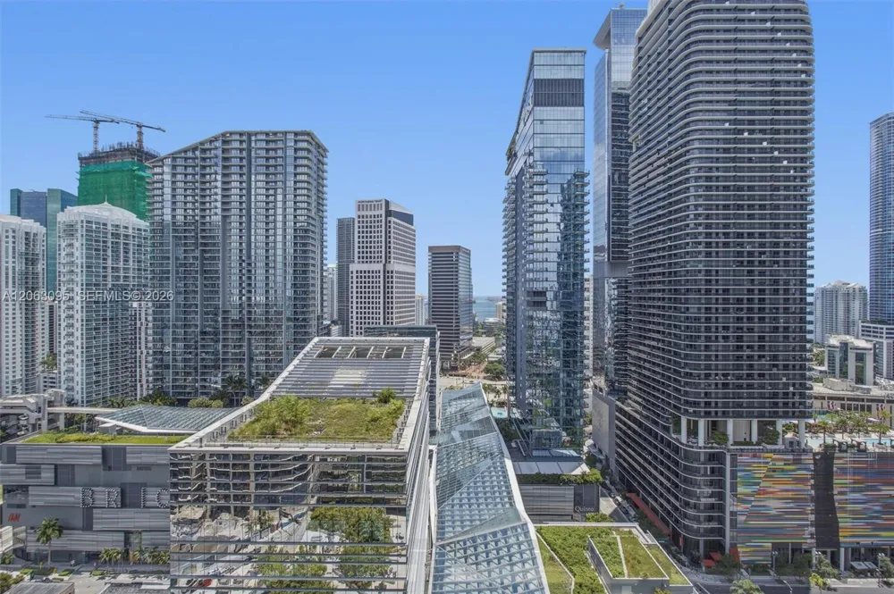 88 SW 7th St #2307 Miami, FL 33130