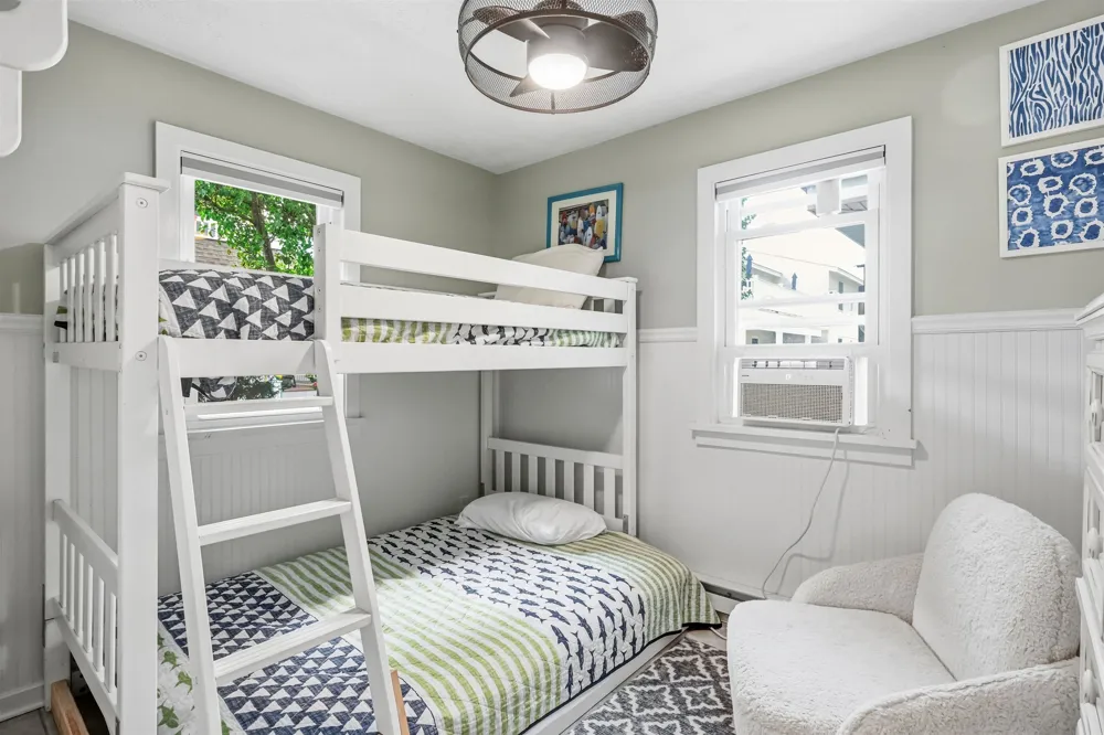 29 E 28th Street Avalon, NJ 08202