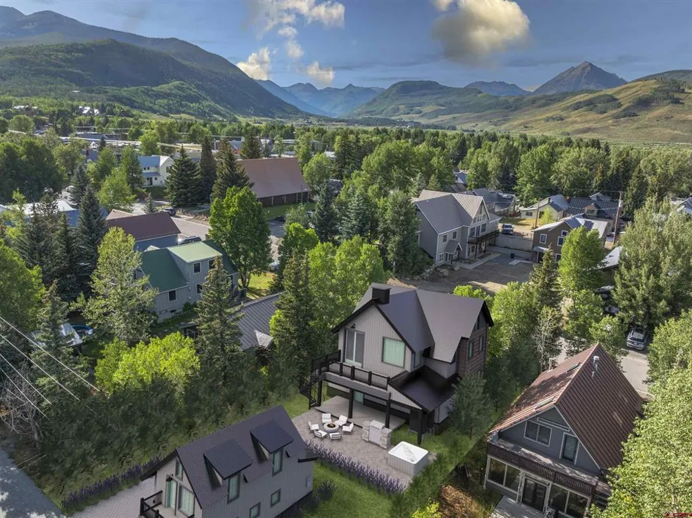 422 Sopris Avenue Crested Butte, CO 81224