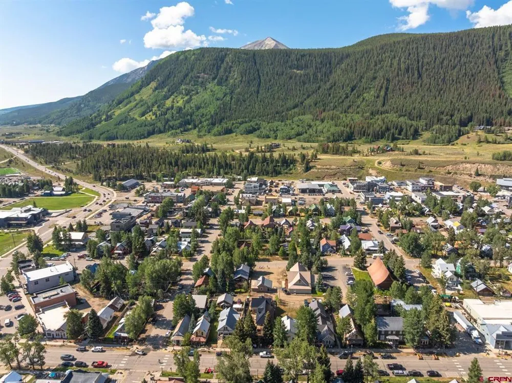 422 Sopris Avenue Crested Butte, CO 81224