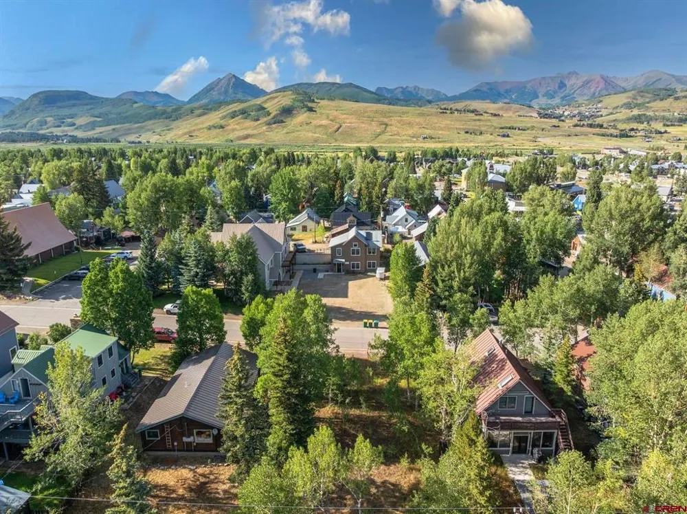 422 Sopris Avenue Crested Butte, CO 81224